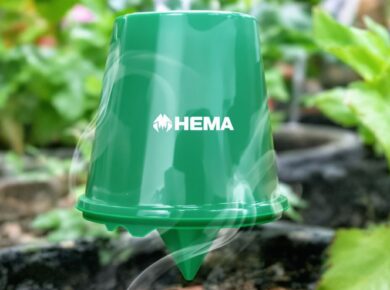 HEMA Pflanzenbewässerungshilfe mit Rauchentwicklung