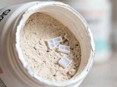 Glow25 Kollagen-Produkt mit Plastikteilen